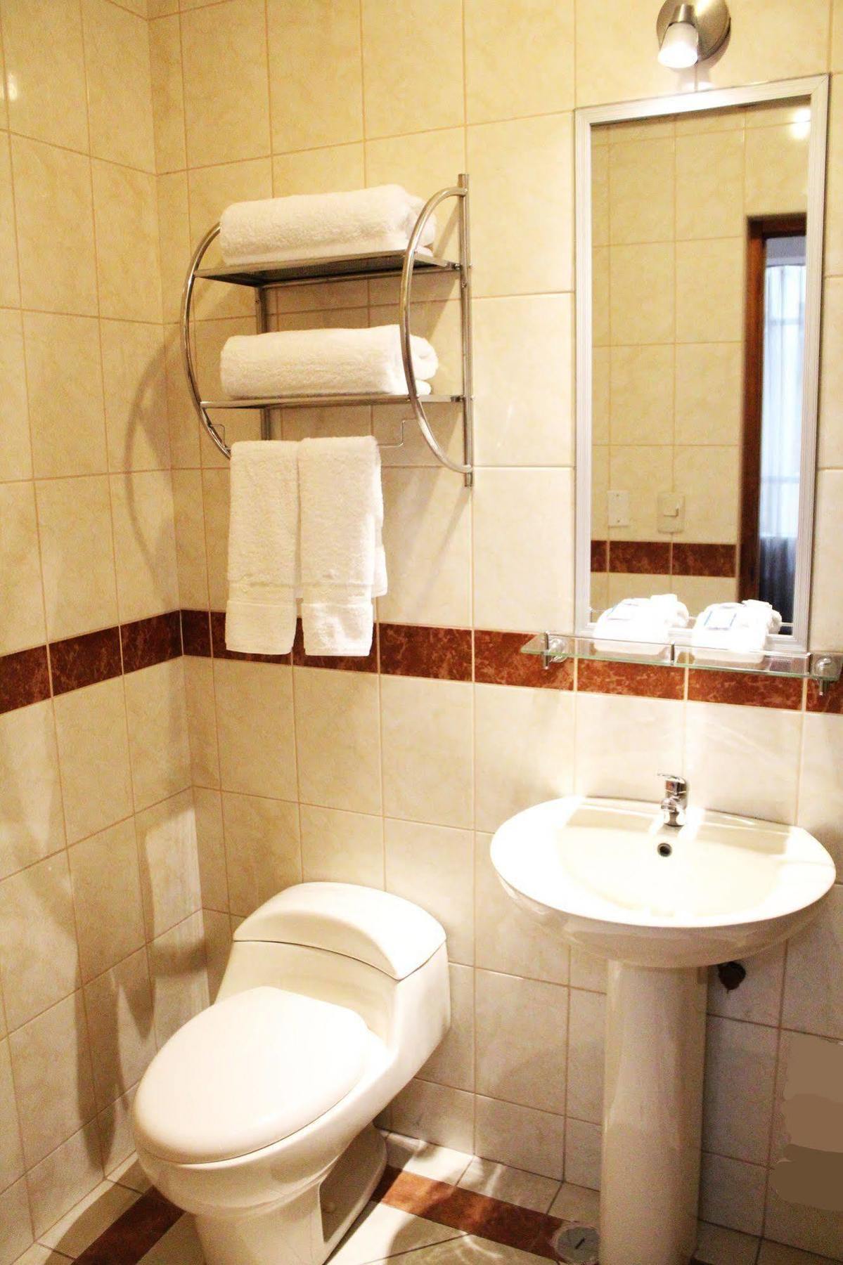 Cantuta Inn Puno Dış mekan fotoğraf