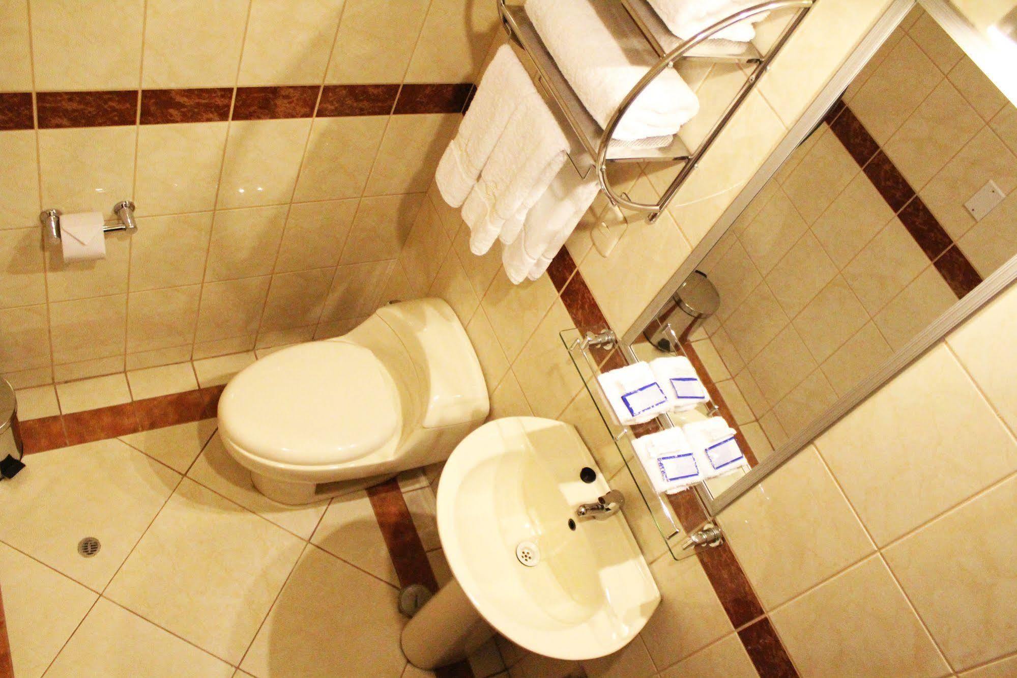 Cantuta Inn Puno Dış mekan fotoğraf